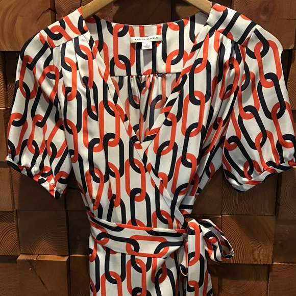 Banana Republic, 4, Satin Wrap Dress - Picture 4 of 6